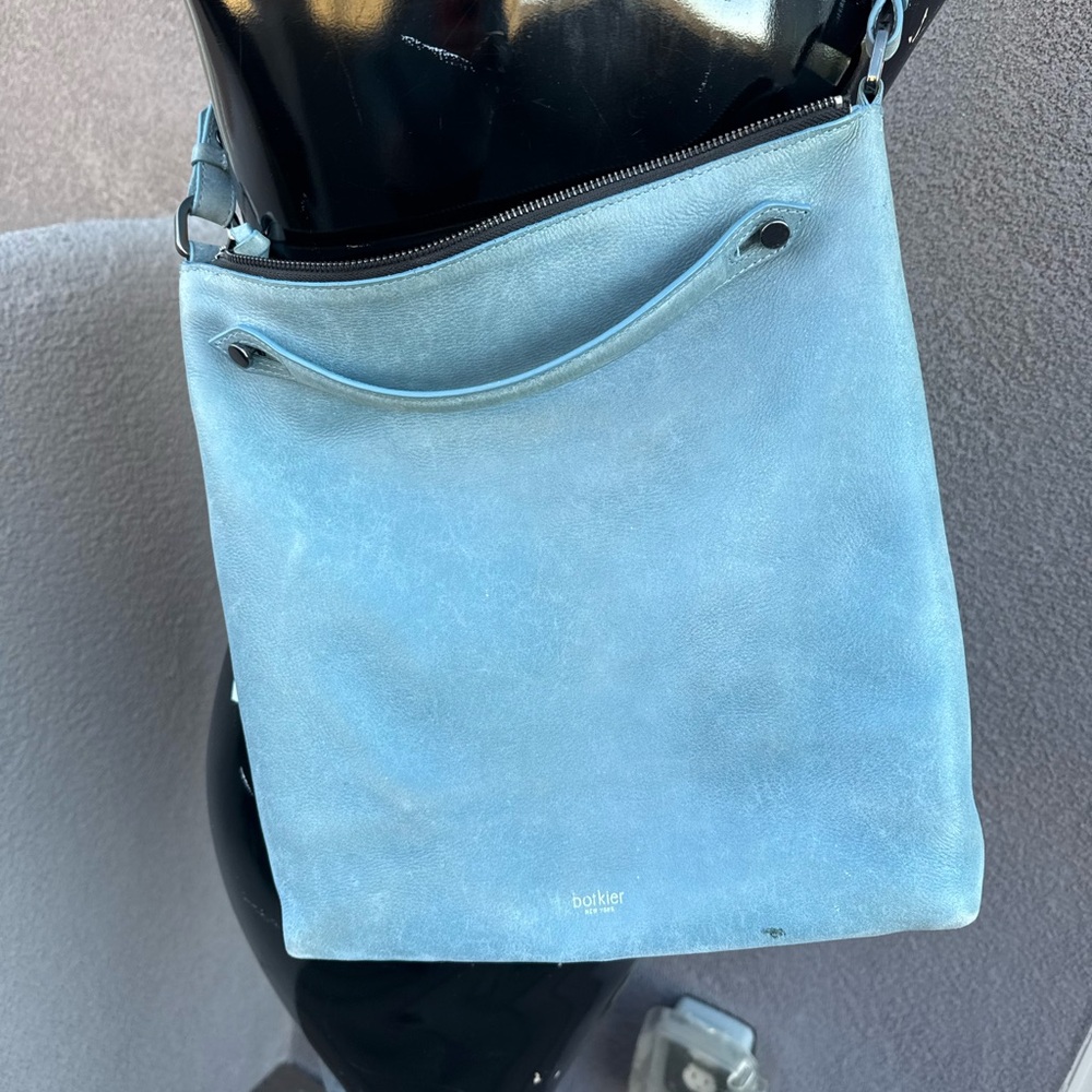 Botkier New York Light Blue Suede Zip‑Top Cross Body Shoulder Bag - Picture 8 of 8